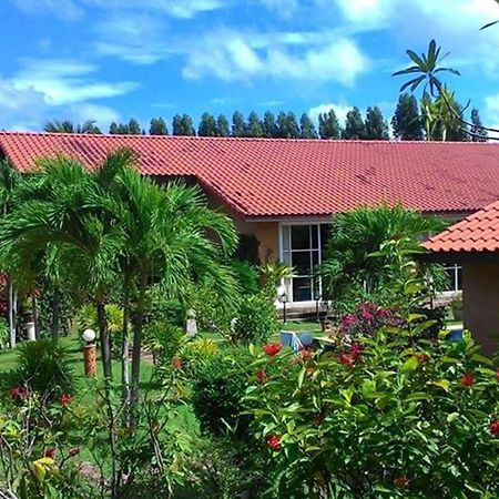 Pictory Garden Resort Sattahip Bagian luar foto