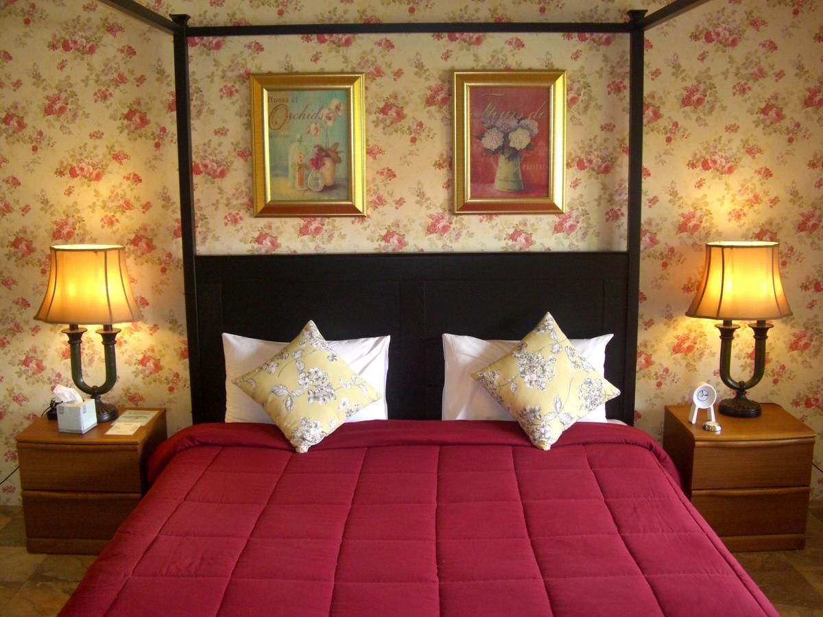 Pictory Garden Resort Sattahip Bagian luar foto